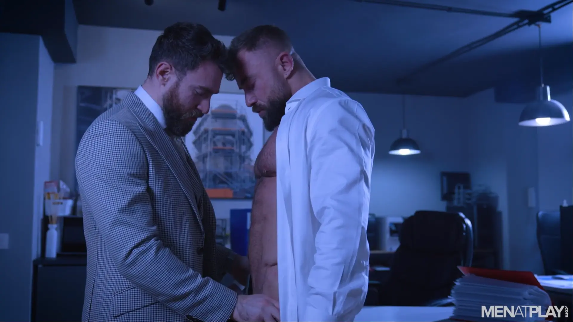 Charlie是做什么工作的 封面